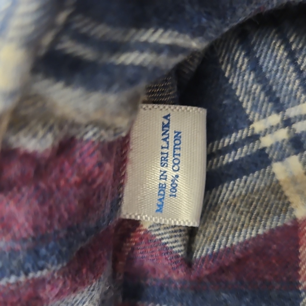 Southern Tide, Classic Fit Button Front, long sleeve shirt, size large - Picture 9 of 10